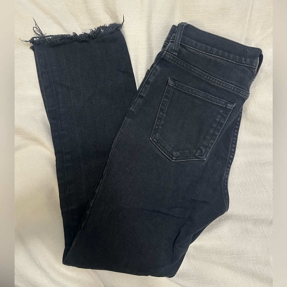 Everlane Black Cropped Jeans with Frayed Hem